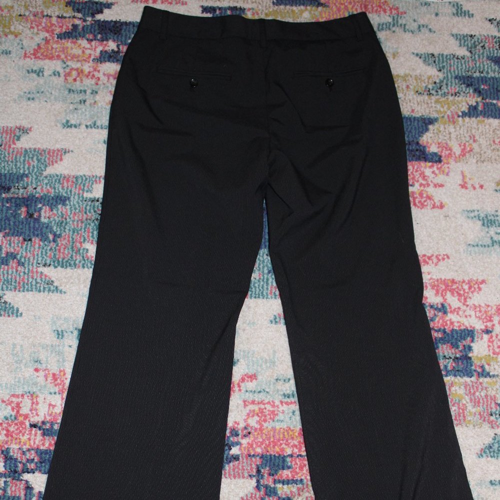 Express Design Studio Black and White Pinstripe Slacks Woman's 6/R